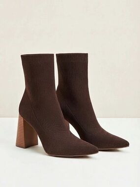 Journee Collection Noralinn Women’s Brown Knit Ankle Boots Size 7.5